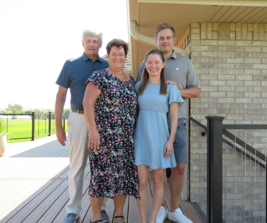 Family-Run Hydroponic Farm Takes Root in Nebraska